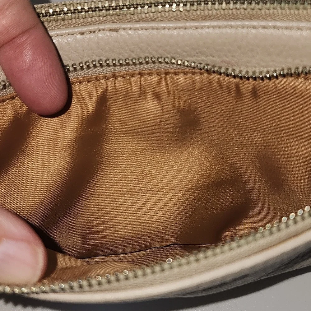 Coach‎ Beige Leather Wristlet Crossbody